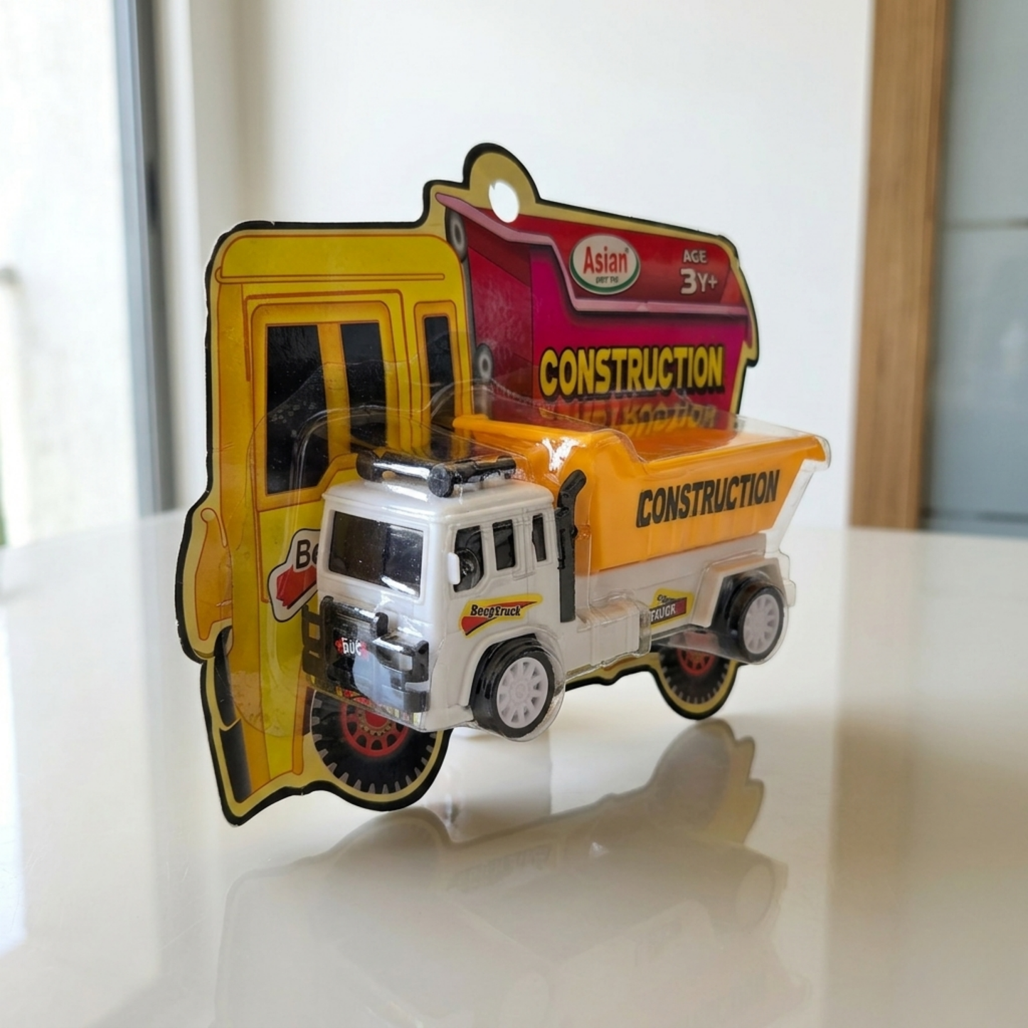 CONSTRUCTION DUMP TRUCK TOY